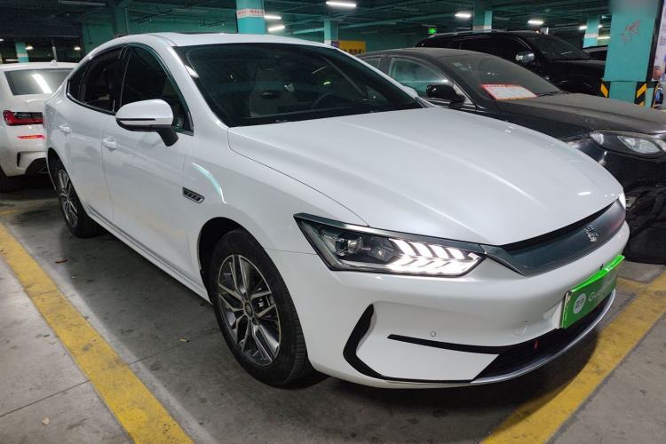 Used BYD Qin PLUS 2024 Honor Edition EV 420KM Beyond Model Front Right 45 Deg