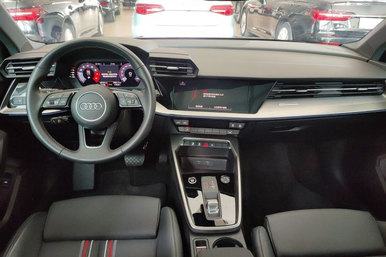 Used Audi A3 2024 Sportback 35 TFSI Fashionable Sports Model
