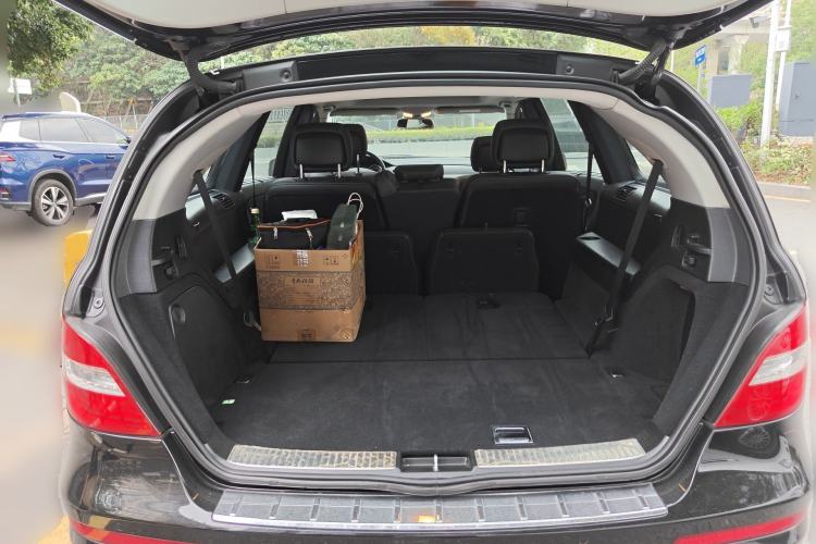 Used Mercedes-Benz R-Class 2014 R 320 4MATIC Business Model