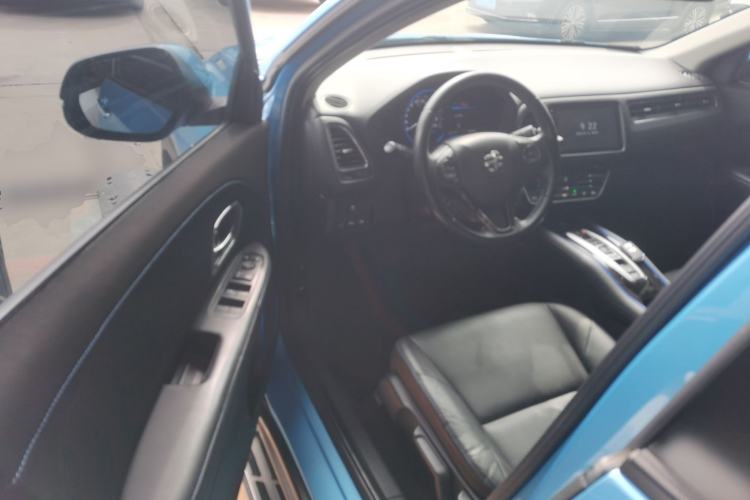 Used Everus VE-1 2020 Luxury Edition Driver Seat