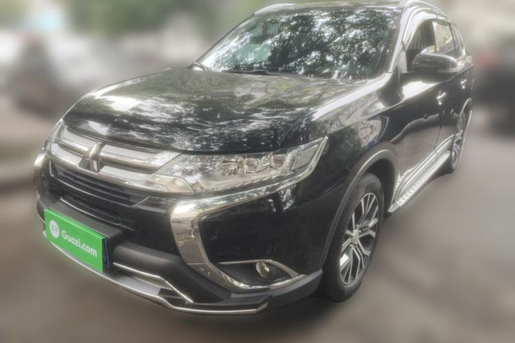 Used Mitsubishi Outlander 2018 2.4L 4x4 Luxury Edition 7-Seater