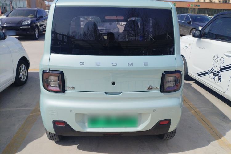 Used Geely Galaxy Panda 2023 Panda Mini 200km Endurance Bear Rear