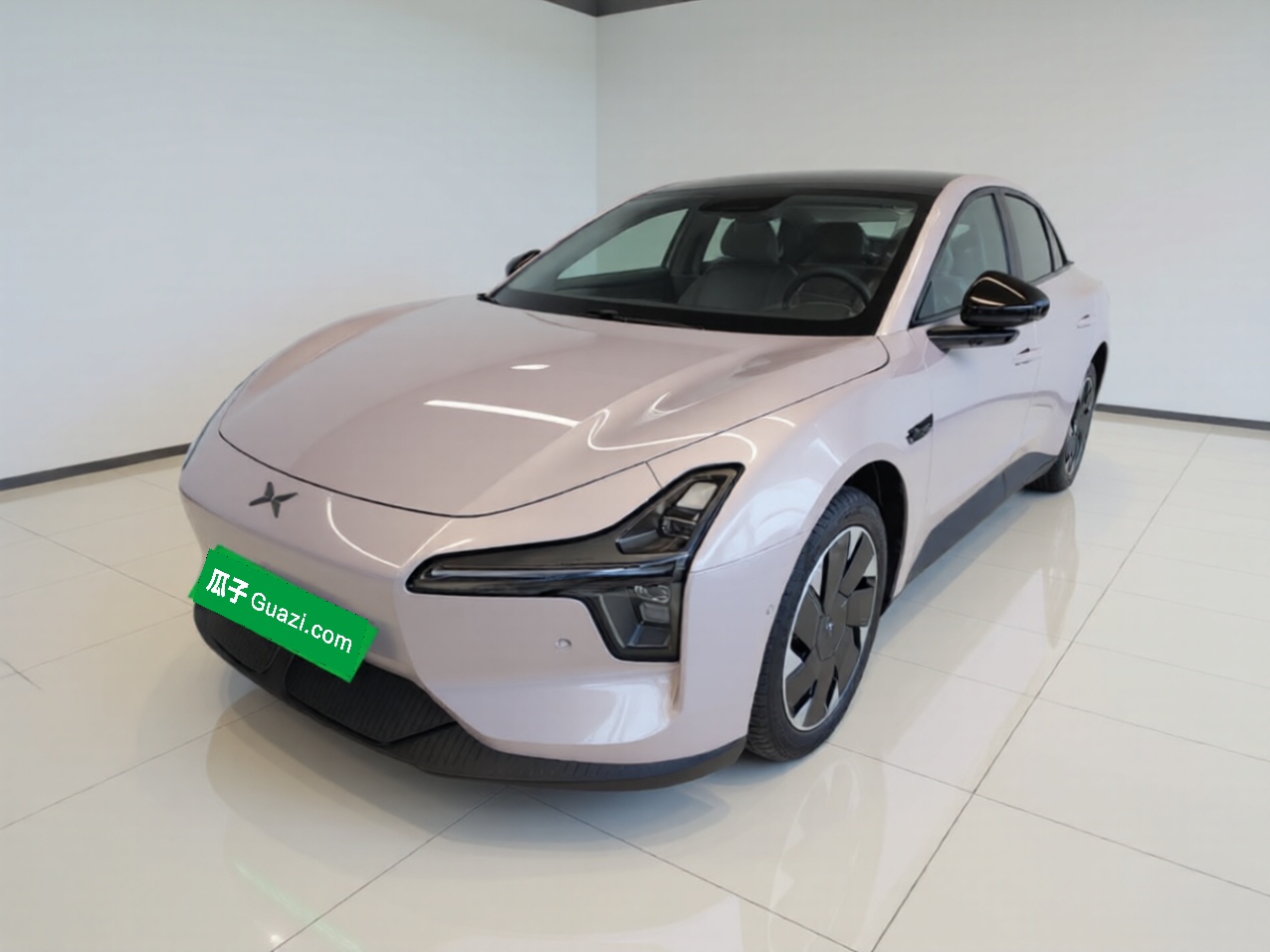 Unter der Vorderseite des Autos