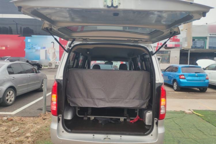 Used Wuling Hongguang V 2019 1.5L Base Version China VI LAR