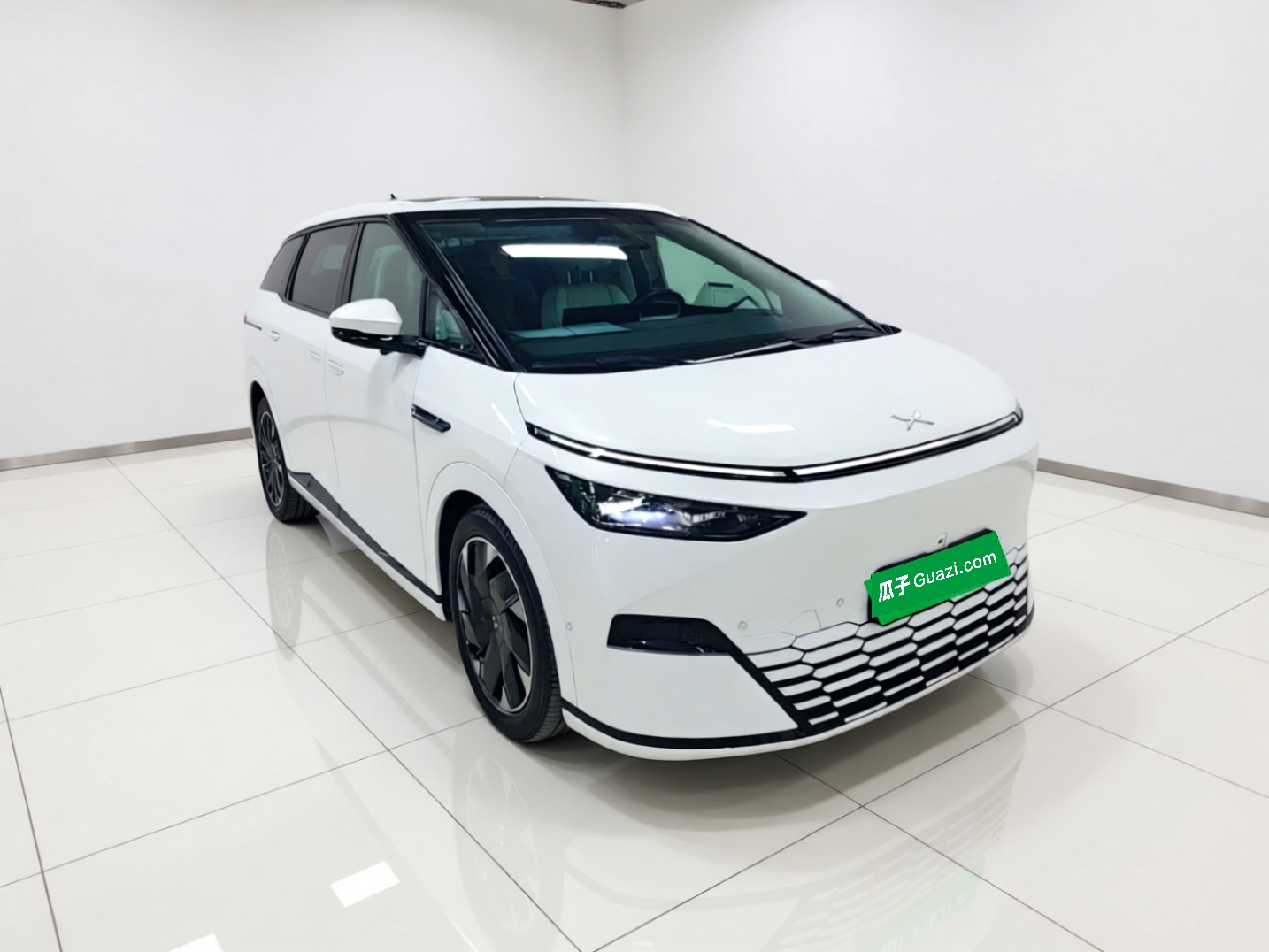 XPeng X9 2024 640 All-Wheel Drive High-Performance Max — снимка 3