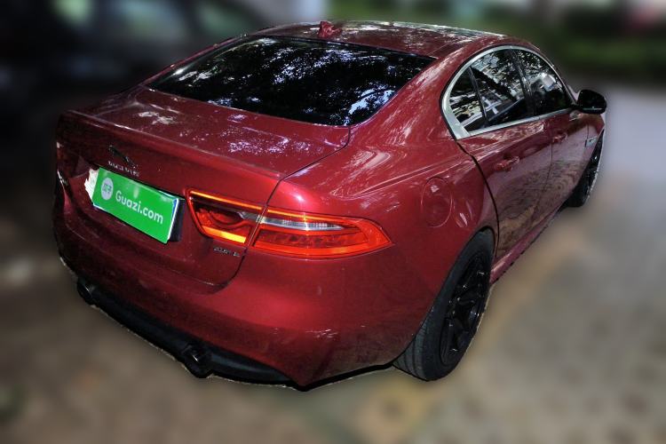 Used Jaguar XE 2015 2.0T 240 PS R-Sport