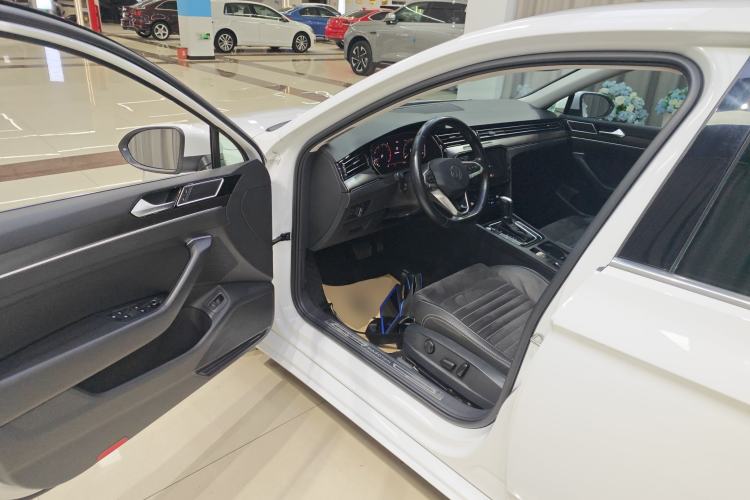 Used Volkswagen Magotan 2020 330TSI DSG Luxury Edition
