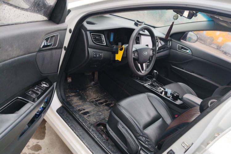 Used Hyundai Mistra 2014 1.8L Automatic Smart GLS
