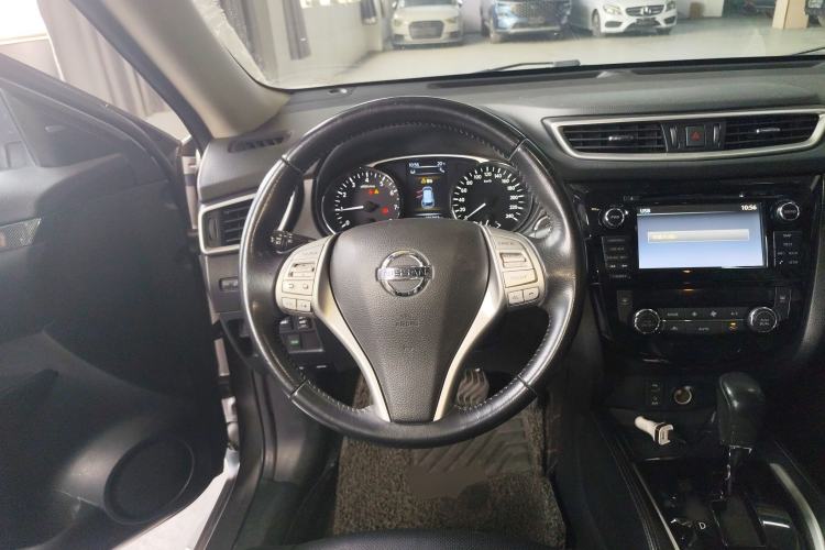 Used Nissan X-Trail 2014 2.5L CVT Luxury Edition 4WD