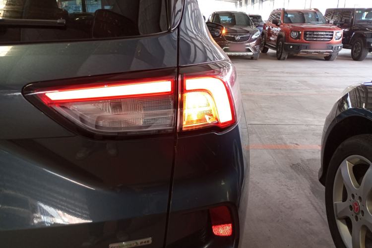 Used Ford Escape 2020 EcoBoost 245 Four-Wheel Drive ST-LINE Deluxe Edition
