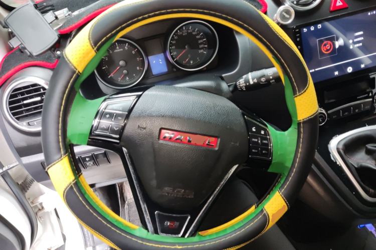 Used Haval H6 2013 Upgraded Model 1.5T Manual Two-Wheel Drive Elite Version
