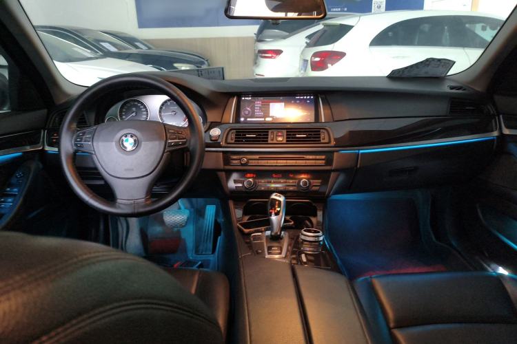 Used BMW 5 Series 2014 520i Elegant Edition