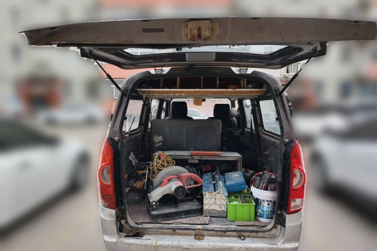 Used BAIC Weiwang 306 2014 1.2L Value Edition Van Basic Type 5 Seats A12 China IV Emission Standard
