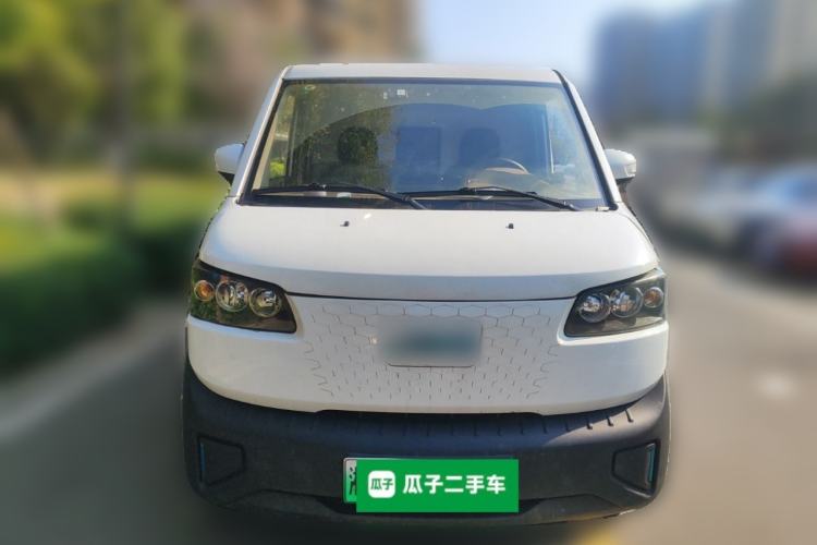 Used JMC E-Roadrunner 2023 E630 Van Base Model 41.86 kWh
