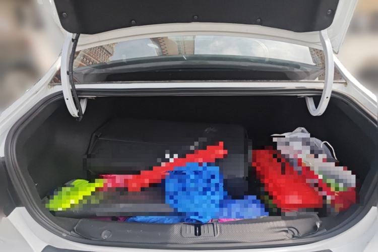 Used Roewe i6 2020 PLUS 20T TST 4G Connected Glory Flagship Edition Trunk