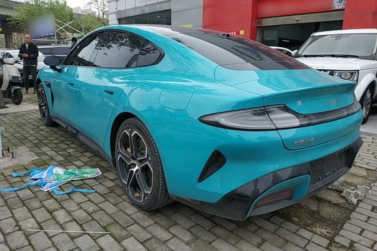 Used Xiaomi Auto SU7 2024 Rear-Drive Long-Range Intelligent Driving Version Exterior 2
