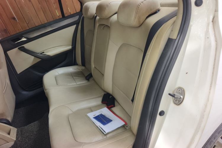 Used Skoda Rapid 2013 1.6L Manual Preferred Version
