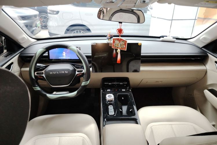 Used Wuling Xingguang 2023 150 Advanced Edition Center Console