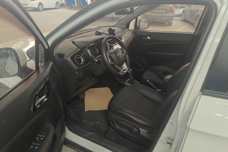 Used Brilliance V3 2016 1.5L Automatic Smart Version