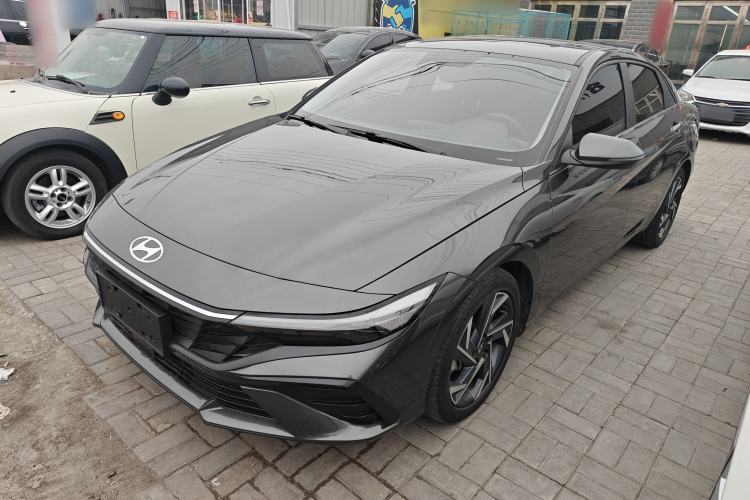 Used Hyundai Elantra 2023 1.5L CVT LUX Prestige Edition