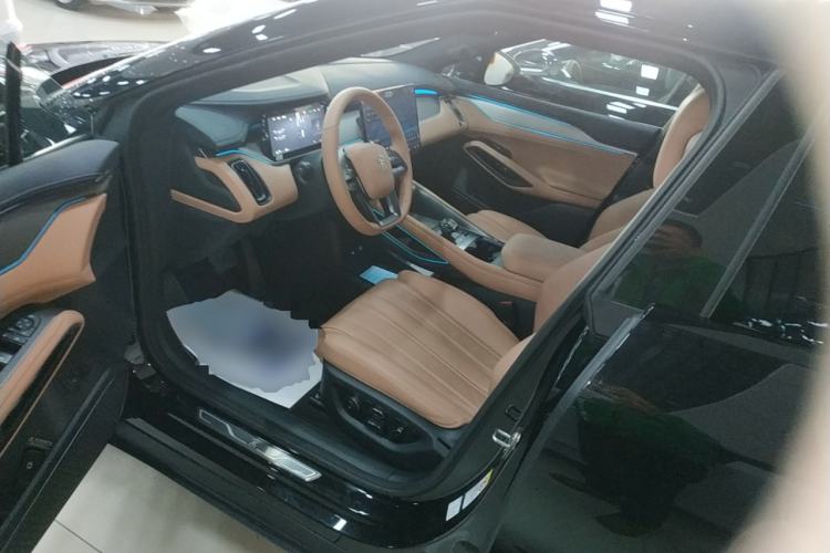 Used BYD Song L EV 2025 Intelligent Driving Version 662 km LiDAR Excellence Edition
