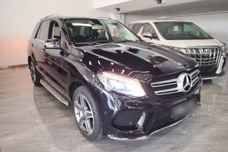Used Mercedes-Benz GLE 2017 GLE 400 4MATIC
