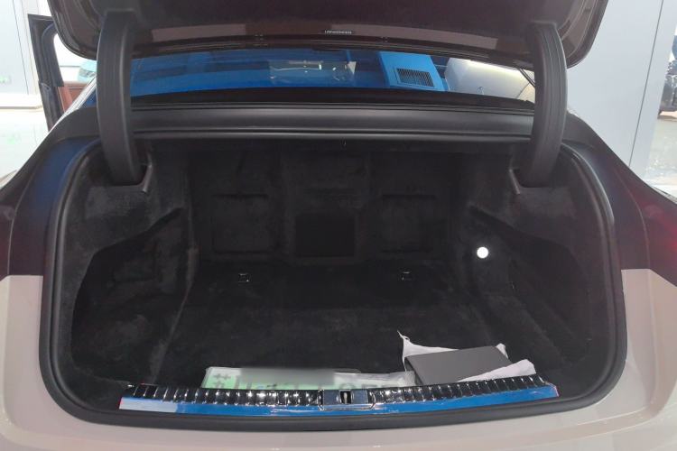 Used Hima S800 2025 Model, Range-Extended Starlight Executive Edition, 4 Seats
