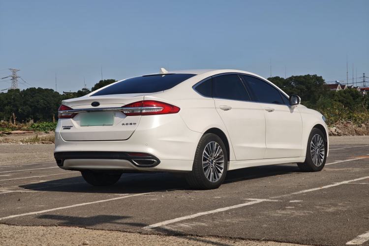 Used Ford Mondeo New Energy 2018 2.0 PHEV Smart-Controlled Fashion Edition China VI Standard