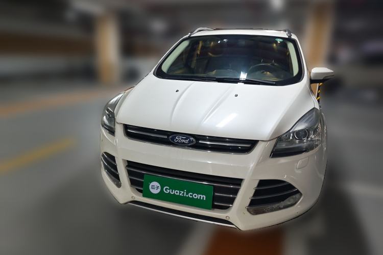 Used Ford Kuga 2015 2.0L GTDi Four-Wheel-Drive Sport Model