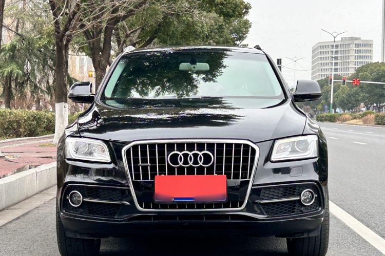 Used Audi Q5 2017 Plus 40 TFSI Ambition Model Exterior 5