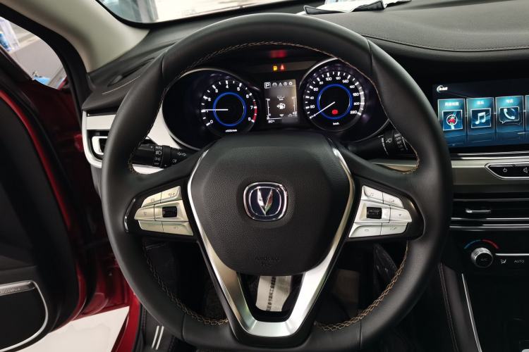 Used CHANGAN Eado 2019 High-Energy Edition 1.6L GDI Automatic Pioneer Model China VI Standard