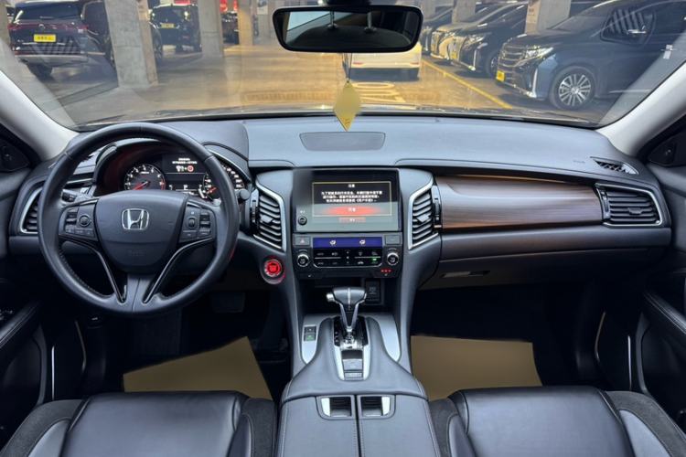 Used Honda Avancier 2017 240TURBO Two-Wheel Drive Premium Edition