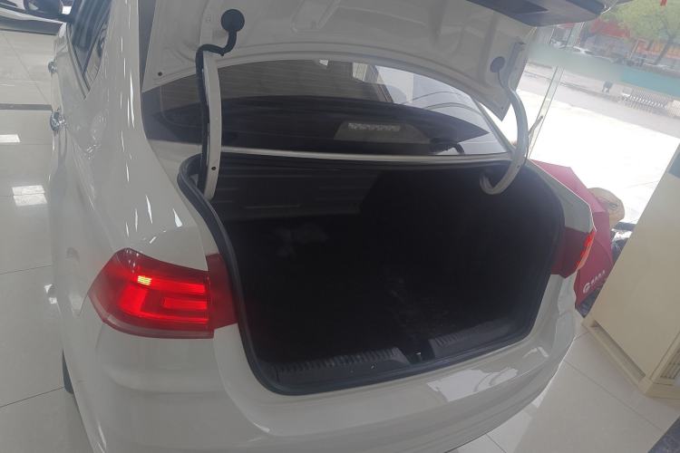 Used Volkswagen Santana 2019 1.5L Automatic Fashion Edition China VI Trunk