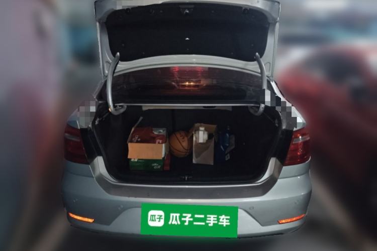 Used Volkswagen Bora 2014 1.6L Automatic Comfort Model Trunk