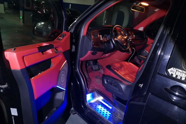 Used Volkswagen Caravelle 2018 2.0 TSI Four-Wheel Drive Comfort Edition 8 Seats
