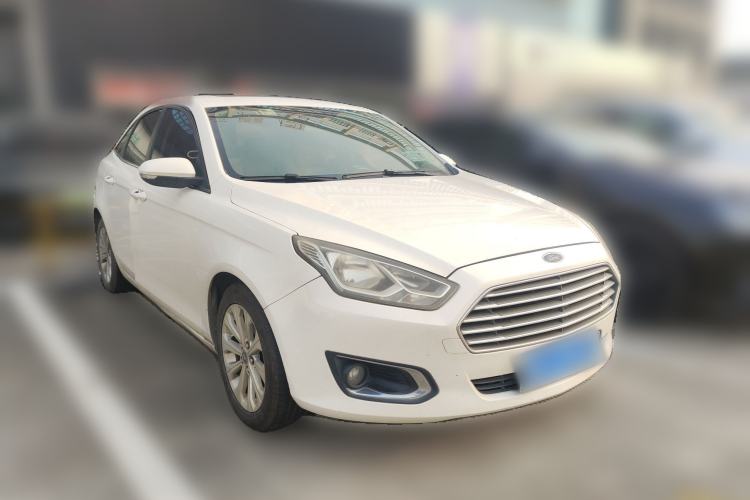 Used Ford Escort 2015 1.5L Automatic Fashion Model
