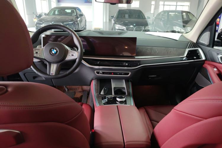 Used BMW X5 2023 xDrive 30Li Luxury M Sport Night Edition Package
