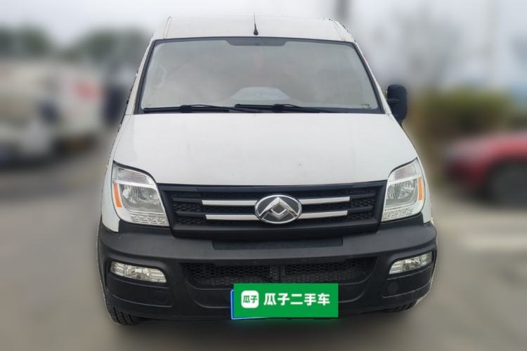 Used SAIC MAXUS Xintu V80 2019 2.5T Classic Model AMT Aoyuntong Long Wheelbase Mid-Roof 7-Seater
