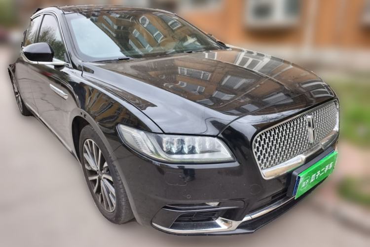 Used Lincoln Continental 2017 2.0T Two-Wheel-Drive Luxury Edition Front Right 45 Deg