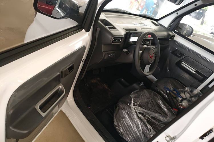 Used Wuling Zhiguang New Energy 2025 Standard Model