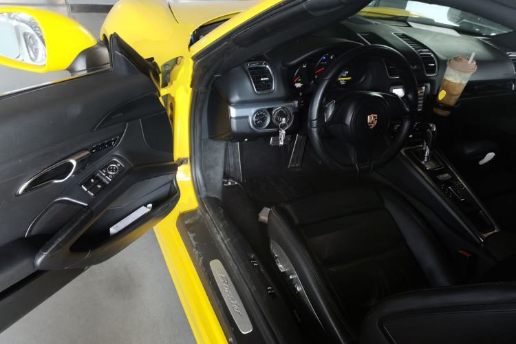 Used Porsche Boxster 2013 Boxster 2.7L
