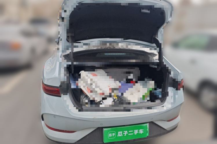 Used BYD Qin PLUS 2025 DM-i Smart Drive 55KM Leading Model Trunk