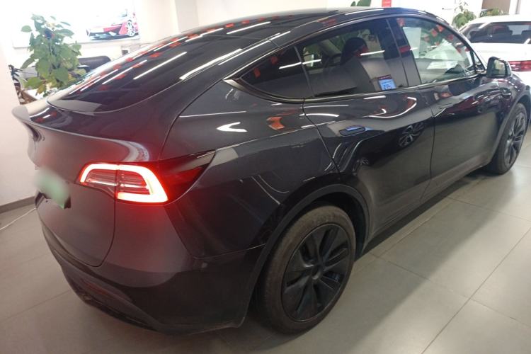 Used Tesla Model Y 2024 Rear-Wheel-Drive Version