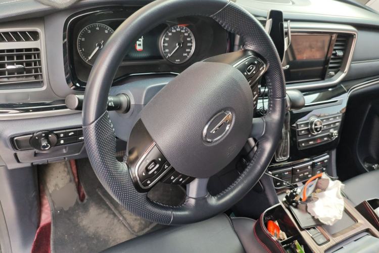 Used GAC Trumpchi M8 2020 390T Deluxe Edition Steering Wheel