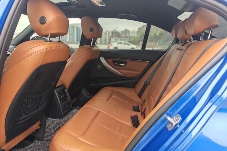 Used BMW 3 Series 2016 328i M Sport Interior 1