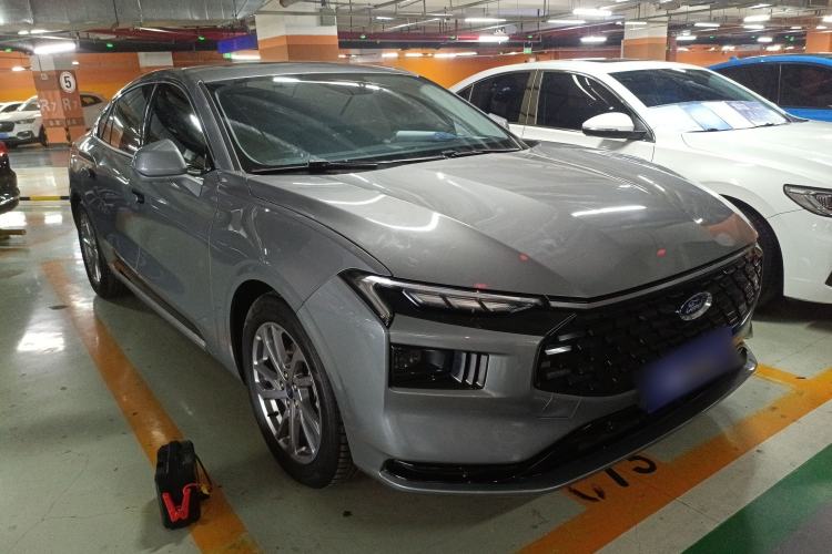 Used Ford Mondeo 2023 EcoBoost 180 Luxury Model Front Right 45 Deg