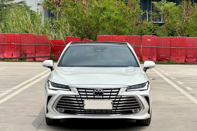Used Toyota Avalon 2024 2.0L Luxury Edition
