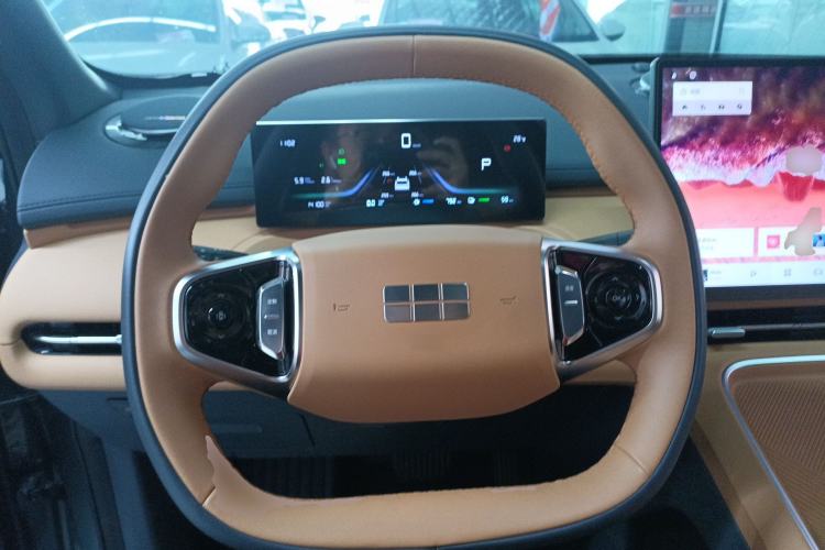 Used Geely Galaxy Xingjian 7 EM-i 2025 120km Launch+ Version Steering Wheel