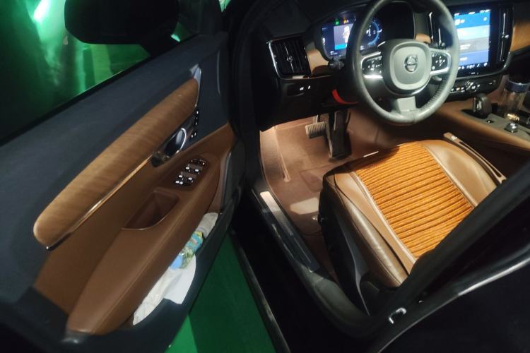 Used Volvo S90 New Energy 2023 T8 Plug-in Hybrid All-Wheel Drive Long-Range Zhiyi Luxury Edition Driver Seat