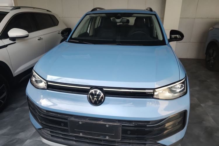 Used Volkswagen Tharu 2025 NewRui 300TSI Prestige Edition
